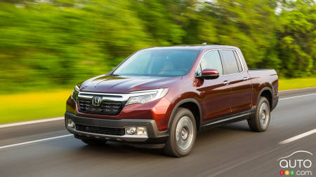 Honda Recalls 115,000 Ridgelines for Problem with Rearview Camera
